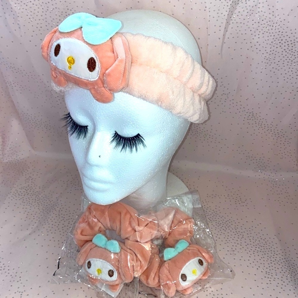 My Melody Sanrio spa headband and wrist cuffs make up prep get ready with me